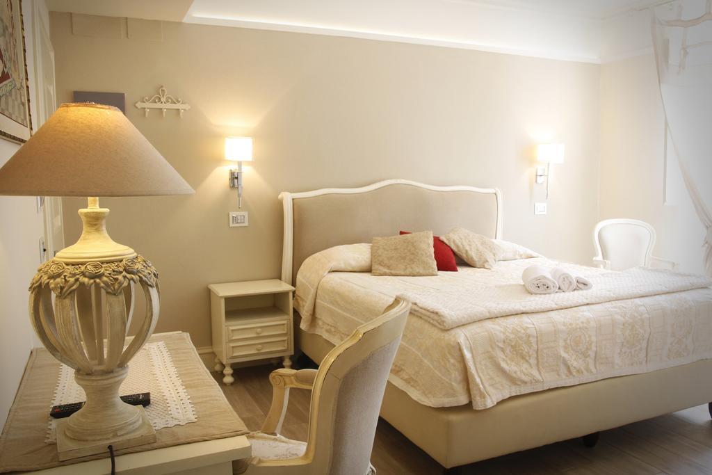 Hotel Villa Margherita Quercianella Esterno foto