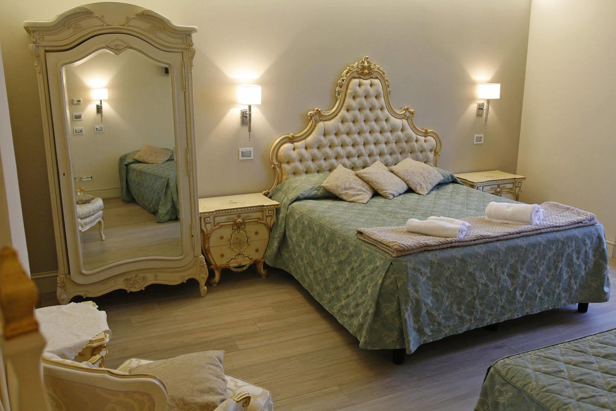 Hotel Villa Margherita Quercianella Esterno foto